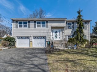 184 Martins Way, North Plainfield, NJ 07060