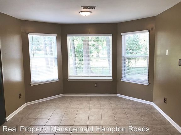 5th image of 1720 Lapstone Ct
