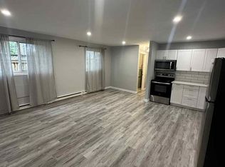 222 Saint Clair St #108, Chatham Kent, ON N7L 3J7