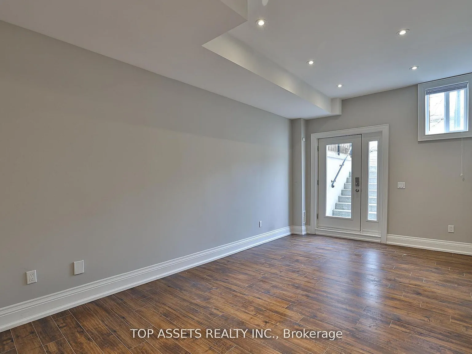 2 bed, $2,600 — Photo 4