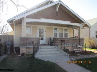 2215 Avenue F, Scottsbluff, NE 69361