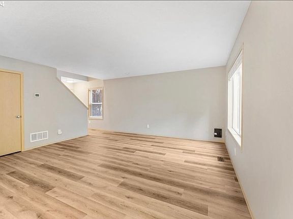 4th image of 37975 Nettie Connett Dr #1