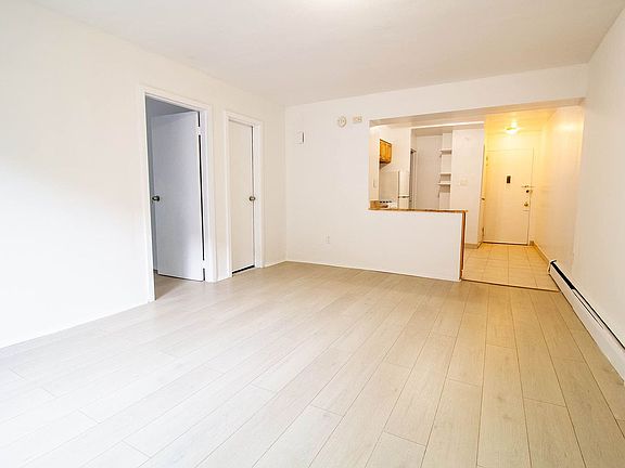 3rd image of 25-29 32nd St #1E