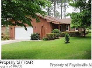 214 Range Rd, Hope Mills, NC 28348