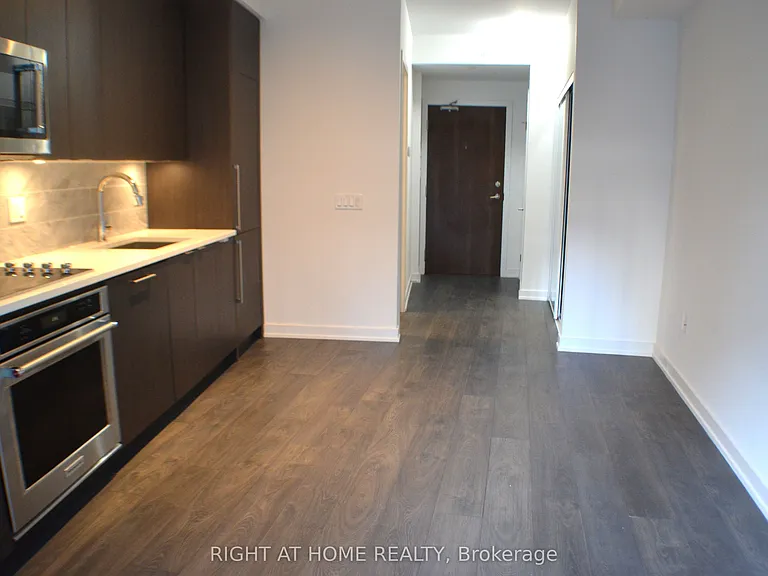 38 Iannuzzi St #511 — Photo 10
