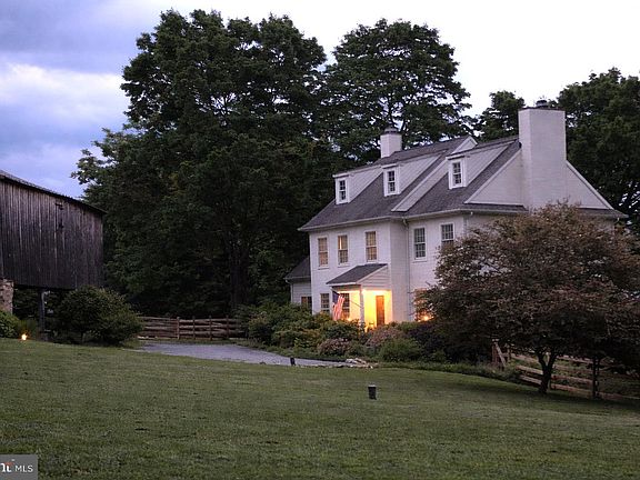 5th image of 100 Pennfield Dr