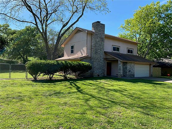 3rd image of 3404 Danville Dr