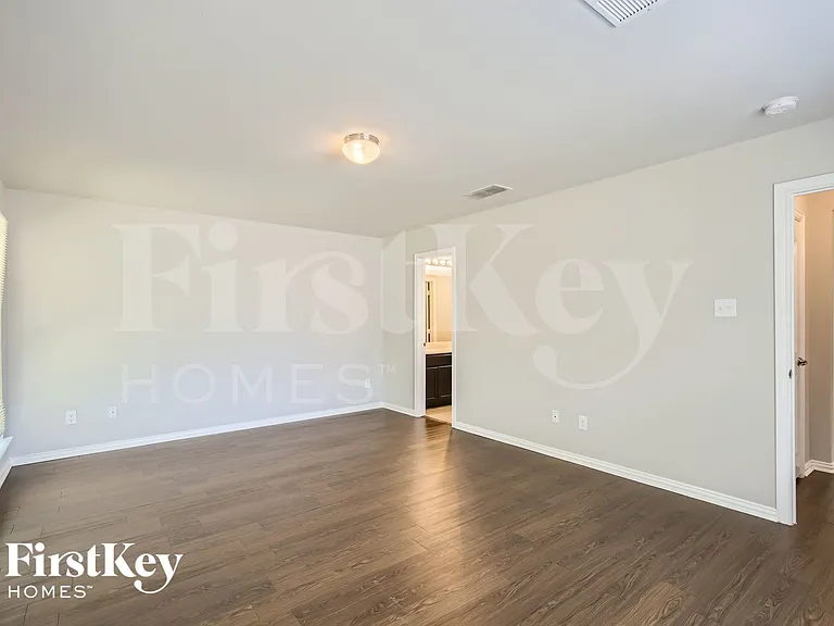 278 Meadowcrest Dr — Photo 14