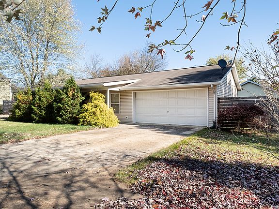 2nd image of 2025 S Bernard Dr