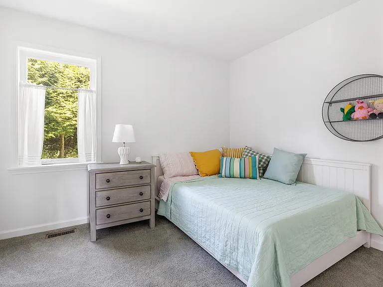 617 Old Montauk Hwy — Photo 17