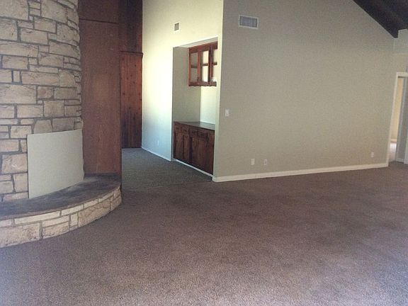 2nd image of 15441 Leadwell St