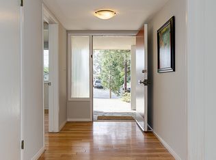 3525 Alegria St, Pasadena, CA 91107