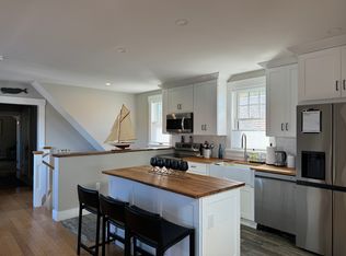 237 Hull St FLOOR 2, Cohasset, MA 02025