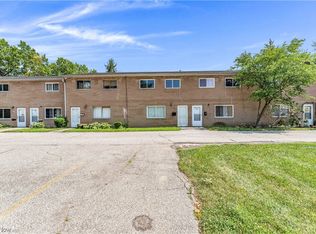 797 Babbitt Rd APT 20, Euclid, OH 44123