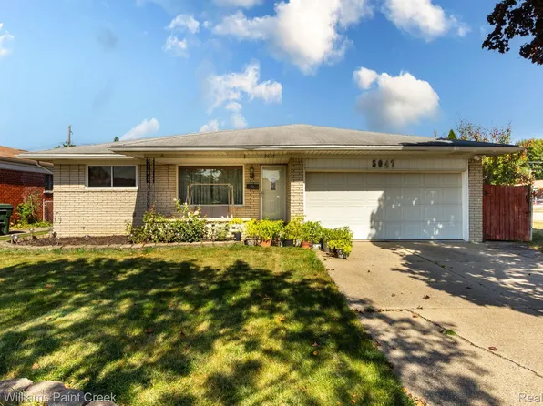 5047 Fleming Ct, Sterling Heights, MI 48310