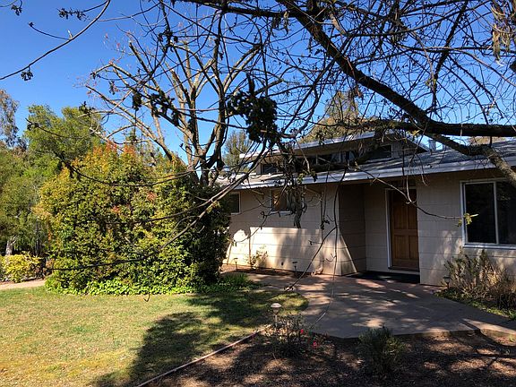 3rd image of 880 Miranda Green St