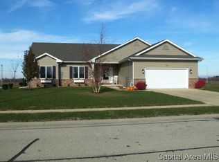 3709 Spyglass Dr, Springfield, IL 62711