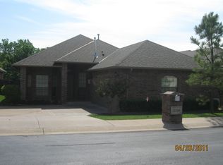 13704 Crest Glen Rd, Edmond, OK 73013