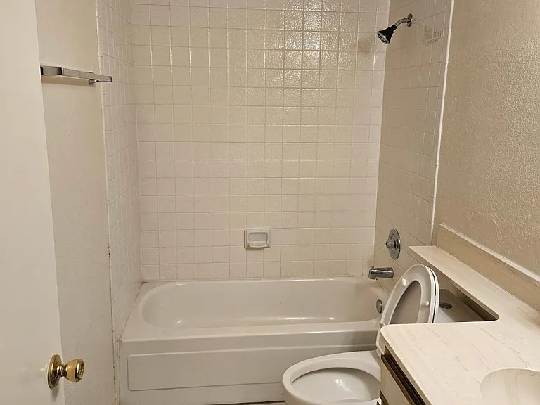 5664 bath_05042026