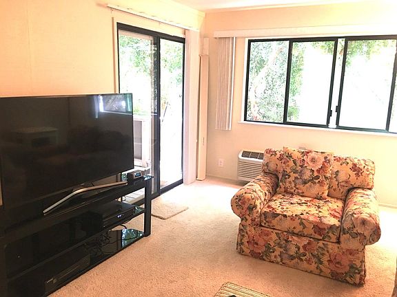 5th image of 980 Kiely Blvd Unit 225