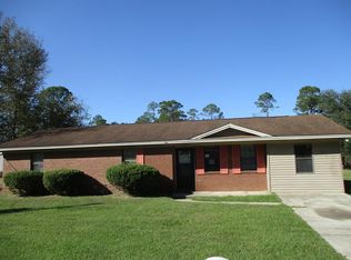 83 E Darsey Ave, Lakeland, GA 31635