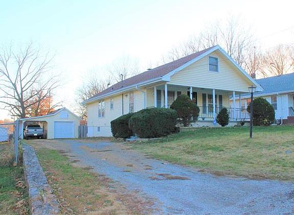 2nd image of 703 E Kansas Ave