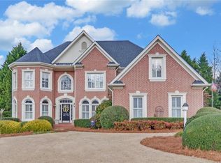 5725 Buck Hollow Dr, Alpharetta, GA 30005