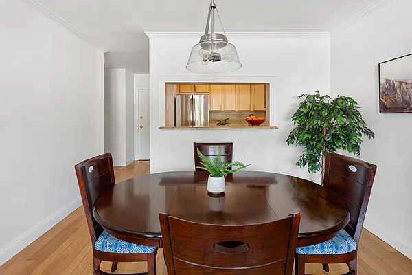 Sold by Compass | media 6