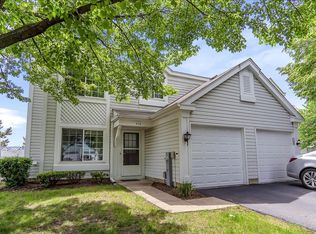 436 Yorktown Ct, Aurora, IL 60504
