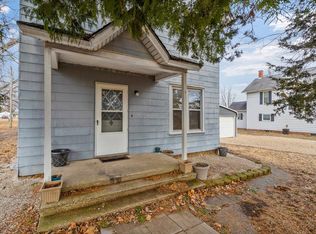 203 W 3rd St, Tampico, IL 61283