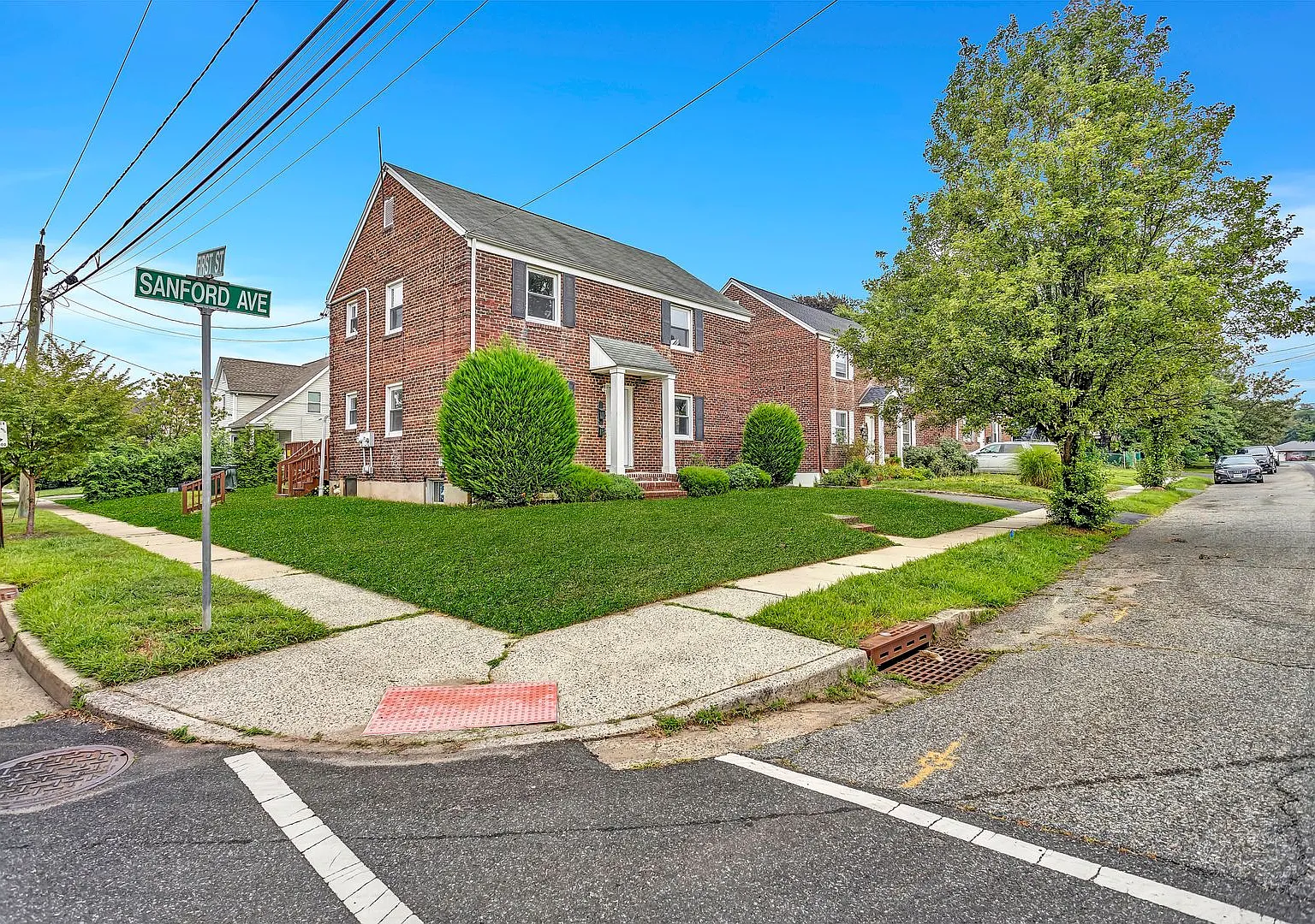 401 Sanford Ave Dunellen, NJ 08812 — Photo 2