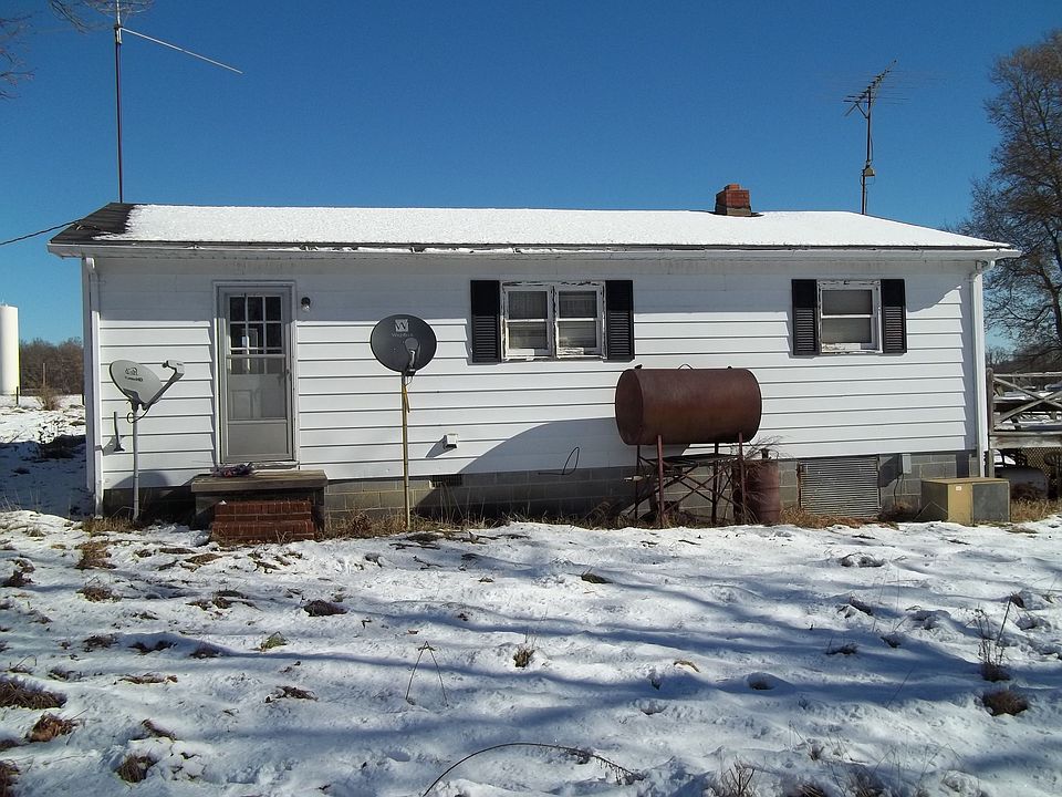 2nd image of 4902 Devils Tramping Ground Rd