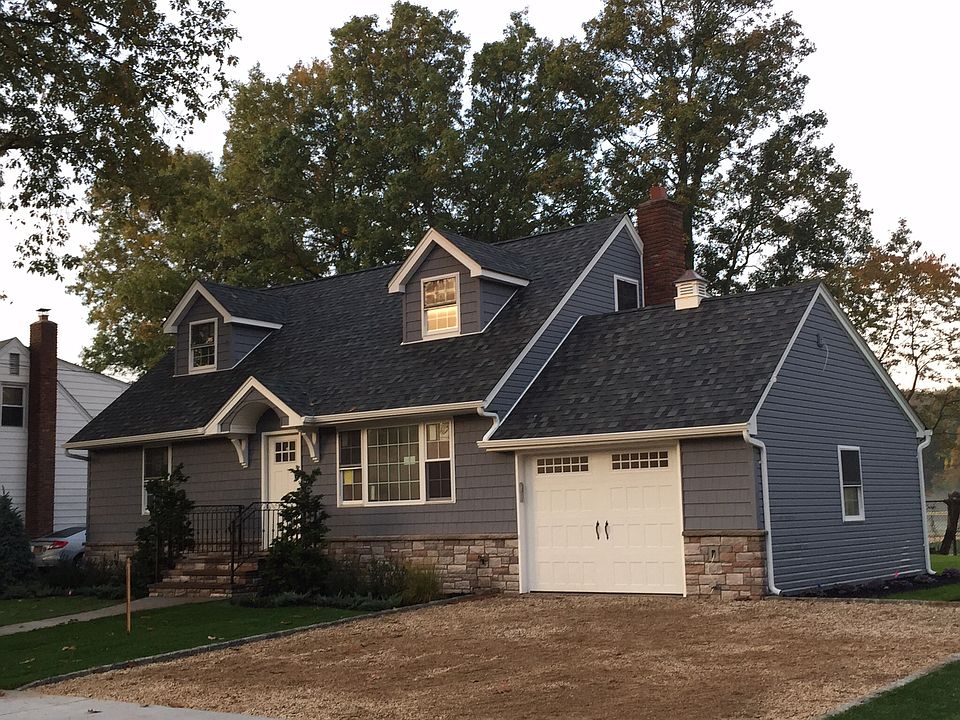 1st image of 2 Raymond Ct