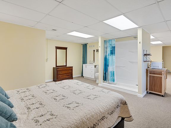 29th image of this home