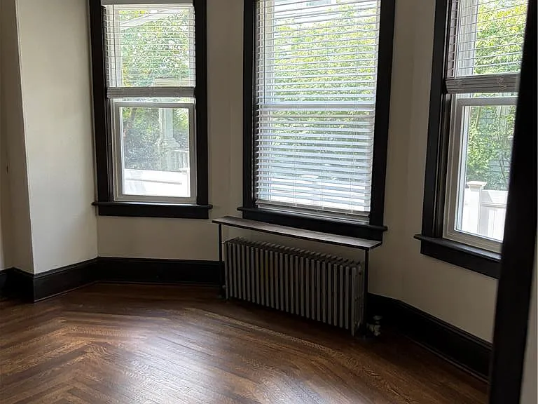 7 E Plainfield Ave — Photo 11
