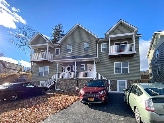 2nd image of 41 Dieskau St