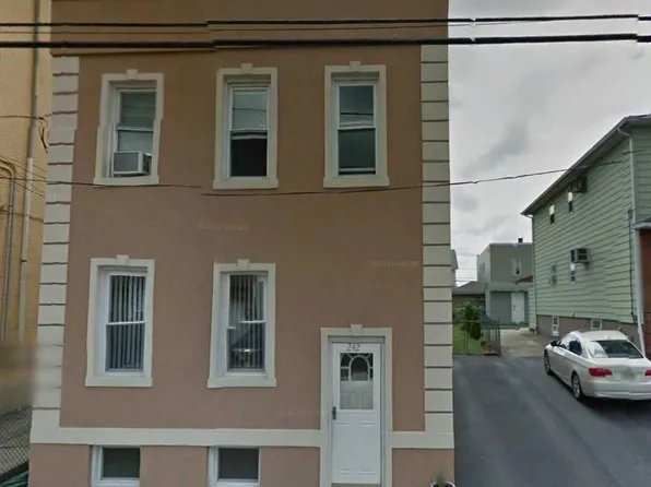 242 Macarthur Ave, Garfield, NJ 07026