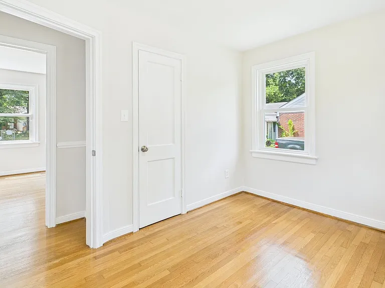 1709 Glenview Rd — Photo 19