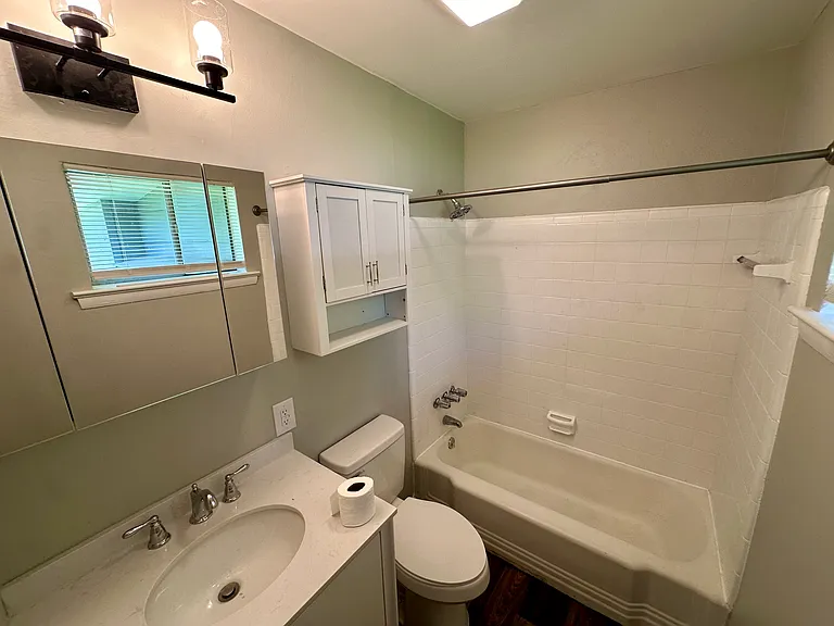 8106 Royal Dr — Photo 27