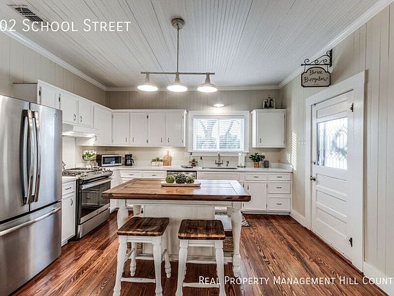 3rd image of 102 N School St