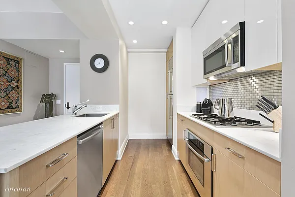 Sold by Corcoran | media 3