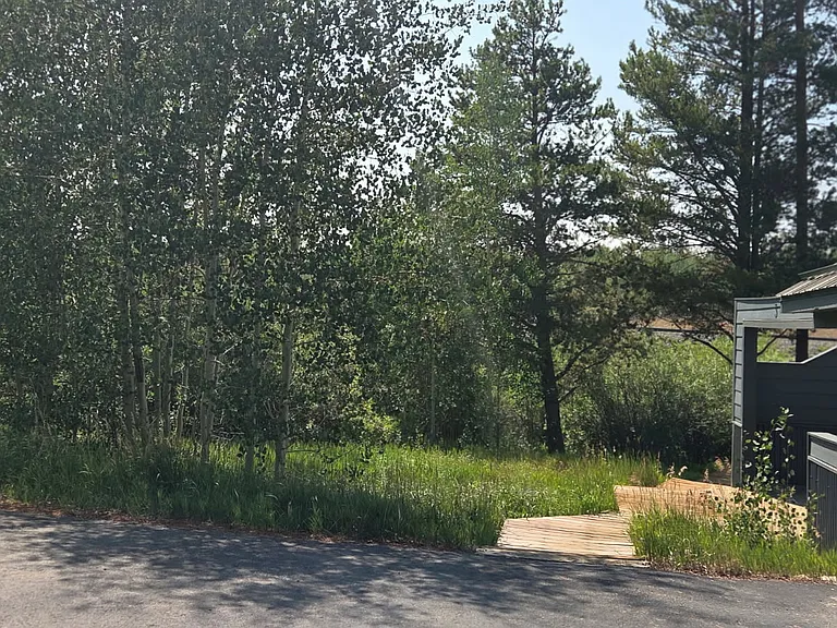 151 Telemark Dr — Photo 8