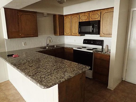 5th image of 1805 Harry Ct APT B