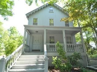 27 Spring St, Cold Spring Harbor, NY 11724