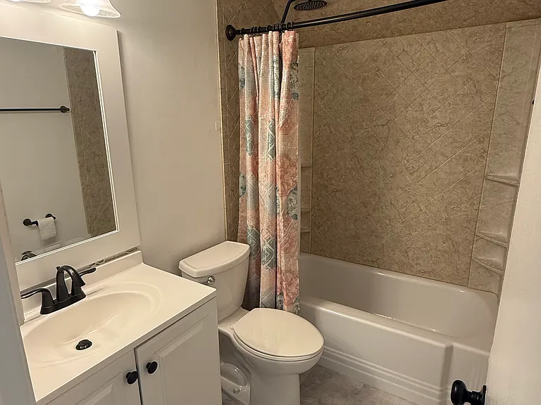 2446 Hyannis Ln — Photo 13