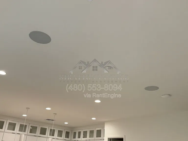 6132 S Veneto — Photo 81