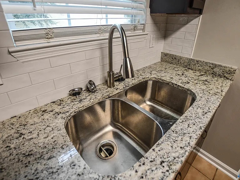 108 Portal Ln — Photo 6