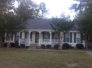 147 Royal Ln, Gray, GA 31032