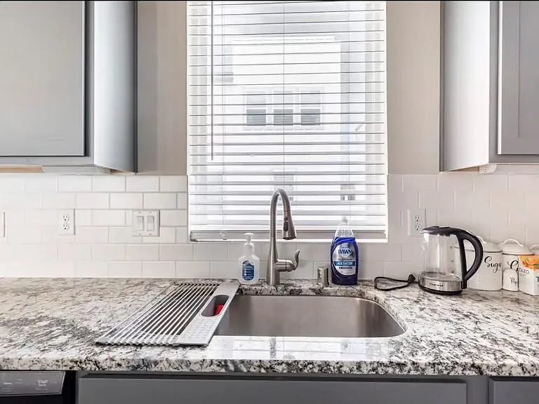 1740 Cove Crescent Ct — Photo 32