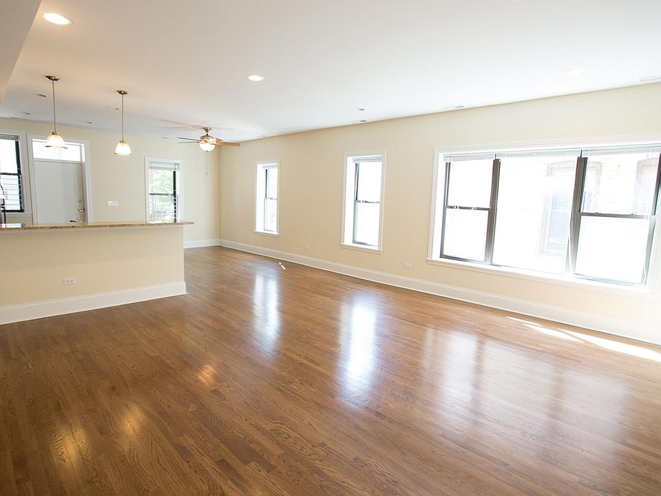Dining/Living room
